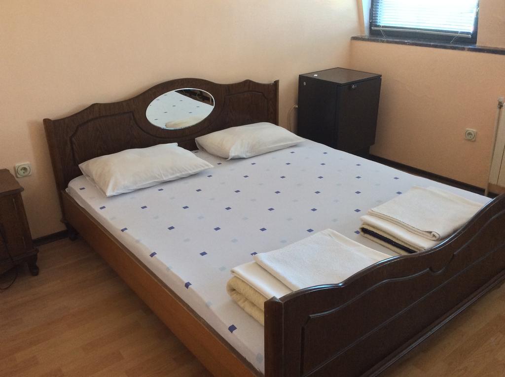 רוסה National Hotel חדר תמונה